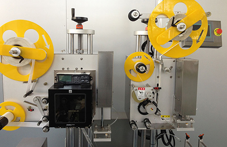 紙箱頂部在線打印貼標